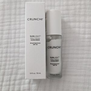 Crunchi Sunlight Daily Facial Sunscreen SPF 30